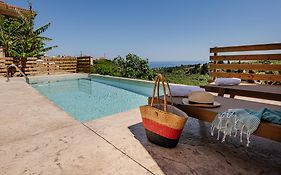 Vozas Villas - Traditional Houses With Great View